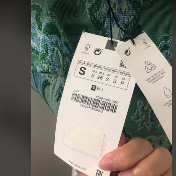 NWT ZARA Jacquard Green Patterned Ruffled Top Sz S - Picture 2 of 7